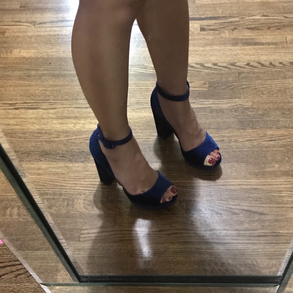 American Rag Open-Toe Ankle Strap Platform Pumps - Picture 3 of 5